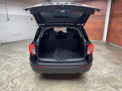 Certified 2023 Ford Explorer XLT image 27