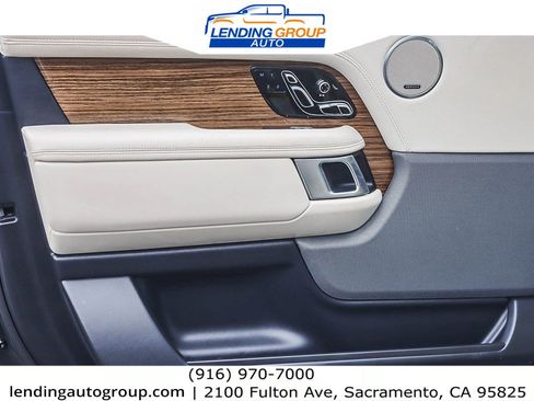 Used 2019 Land Rover Range Rover HSE image 19