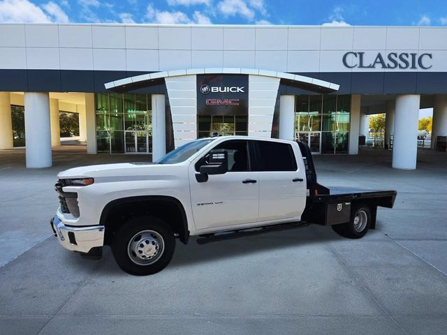 Used 2025 Chevrolet Silverado 3500 W/T w/ WT Convenience Package AWD/4WD image 5