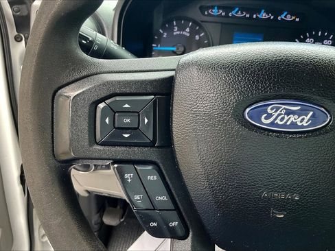 Used 2017 Ford F250 XL w/ Power Equipment Group AWD/4WD image 12