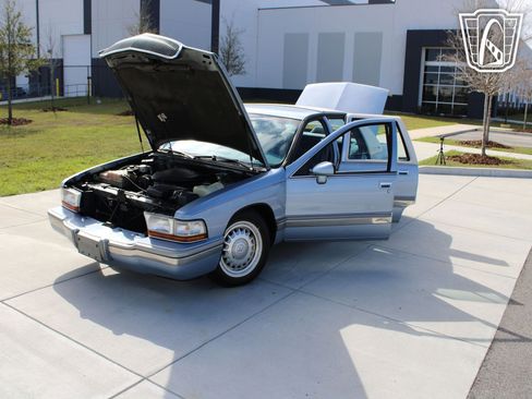 Used 1994 Buick Roadmaster Sedan image 31