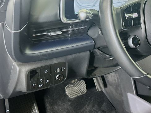Used 2024 Hyundai Ioniq 6 SEL RWD image 17