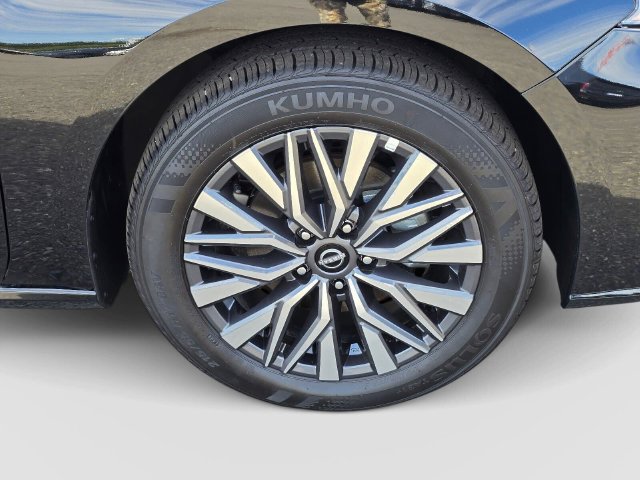 Used 2026 Nissan Altima 2.5 SV AWD/4WD image 9