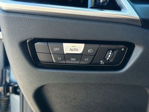 Used 2025 BMW i4 eDrive40 w/ Premium Package image 36