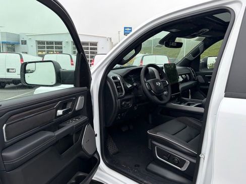 New 2026 RAM 1500 Laramie AWD/4WD image 14