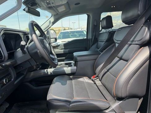 Used 2025 Ford F350 Lariat w/ Lariat Ultimate Package image 8