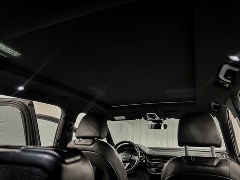 Used 2017 Audi Q7 3.0T Prestige image 12