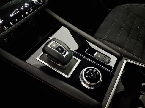 Used 2023 Mitsubishi Outlander SE image 22