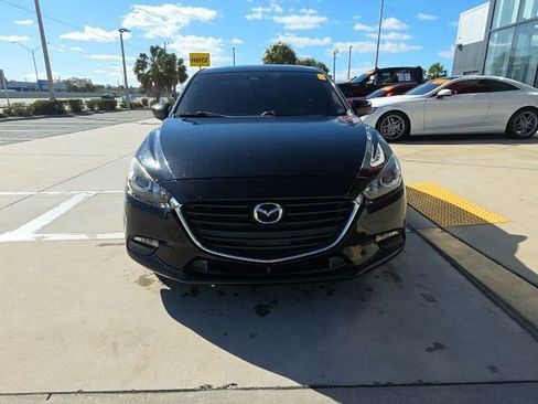 Used 2018 MAZDA MAZDA3 Touring image 10