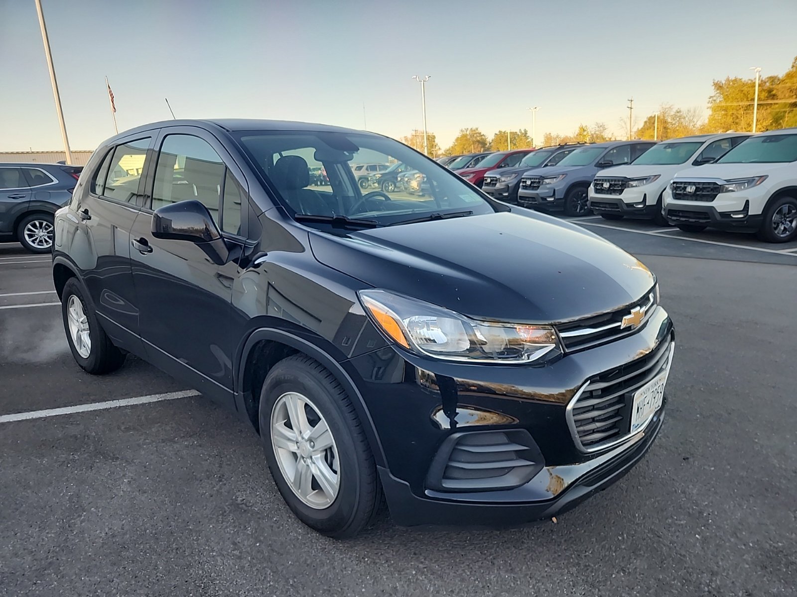 Used 2020 Chevrolet Trax LS FWD image 8