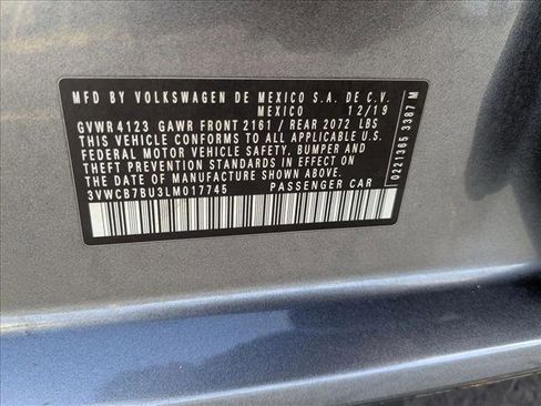 Used 2020 Volkswagen Jetta R-Line w/ R-Line Cold Weather Package image 21