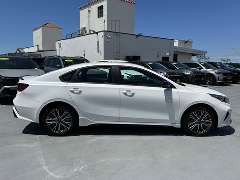 Used 2023 Kia Forte GT-Line FWD image 9