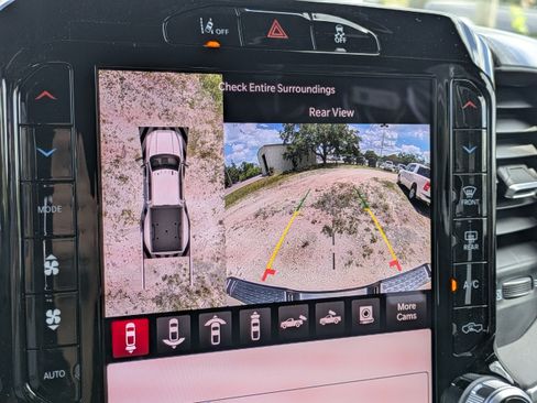 New 2026 RAM 3500 Big Horn AWD/4WD image 27