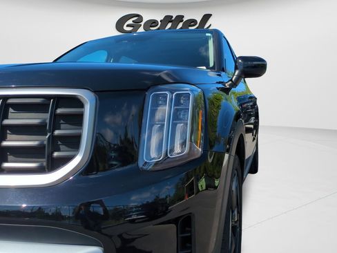 Used 2025 Kia Telluride S FWD image 25