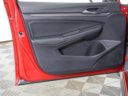 New 2026 Volkswagen GTI SE FWD image 33