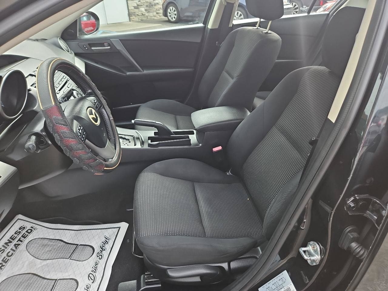 Used 2012 MAZDA MAZDA3 i Touring FWD image 12