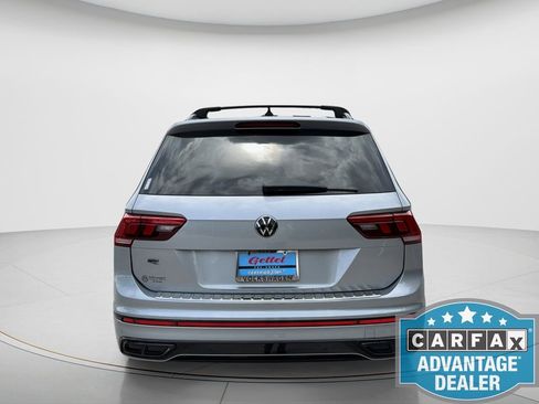 Certified 2022 Volkswagen Tiguan SE R-Line FWD image 5