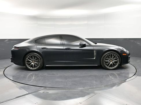 Certified 2023 Porsche Panamera 4 Platinum Edition image 9