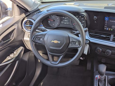 Used 2024 Chevrolet Trax LS image 13
