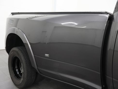 Used 2021 RAM 3500 Laramie w/ Night Edition AWD/4WD image 31
