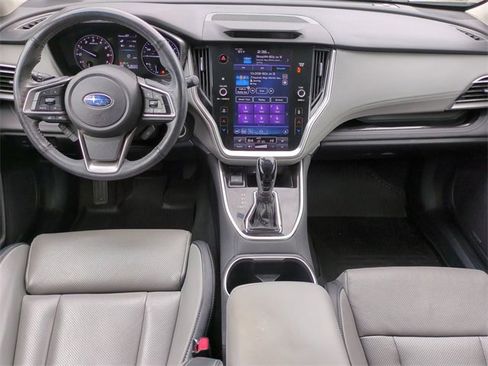 Used 2022 Subaru Outback Limited image 15