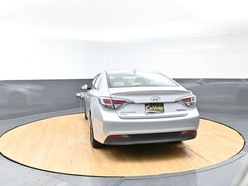 Used 2016 Hyundai Sonata SE image 9