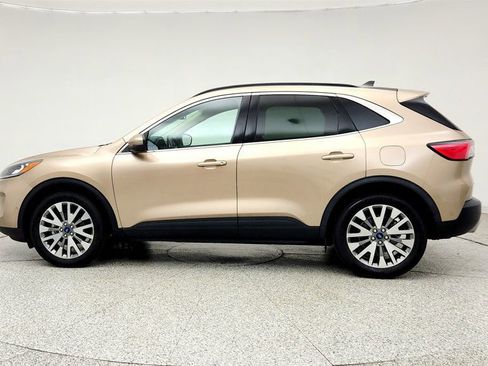 Used 2020 Ford Escape Titanium AWD/4WD image 8