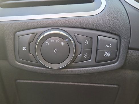 Used 2020 Ford Edge SEL w/ Convenience Package image 27