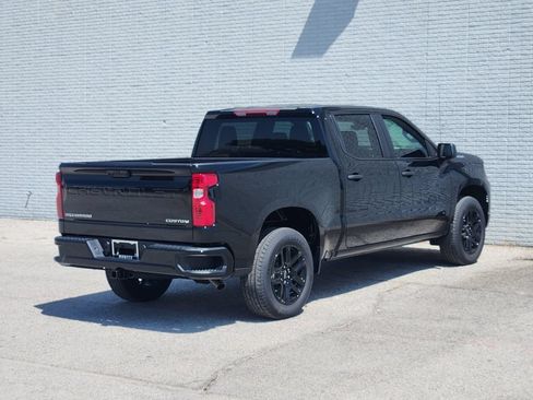 New 2026 Chevrolet Silverado 1500 Custom RWD image 4