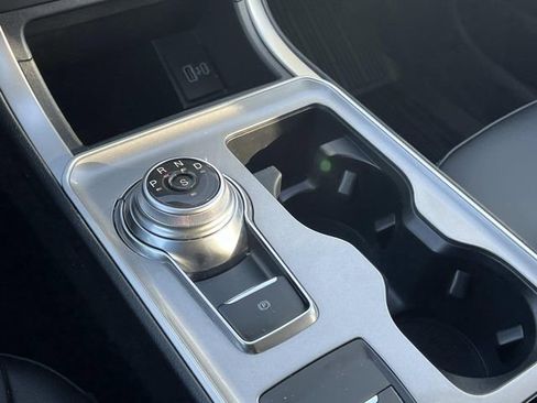 Certified 2024 Ford Edge SEL w/ Convenience Package image 25