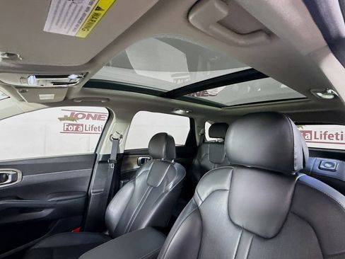 Used 2023 Kia Sorento X-Line EX AWD/4WD image 11