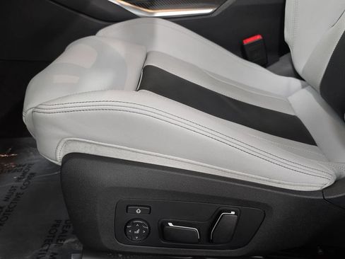 Used 2026 BMW M3 Competition RWD image 24