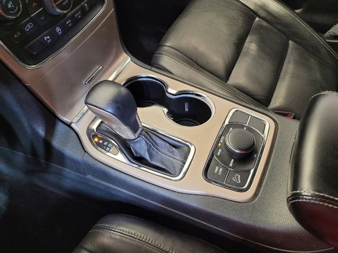 Used 2016 Jeep Grand Cherokee Limited image 26
