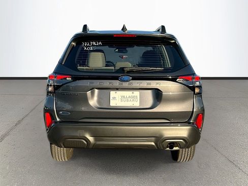 Certified 2025 Subaru Forester Base image 6