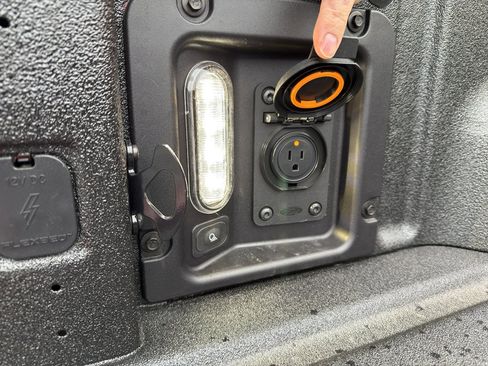 New 2026 Ford Maverick Tremor image 8