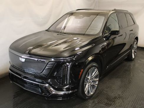 Certified 2026 Cadillac Vistiq Platinum w/ LPO, Floor Liner Package AWD/4WD image 1