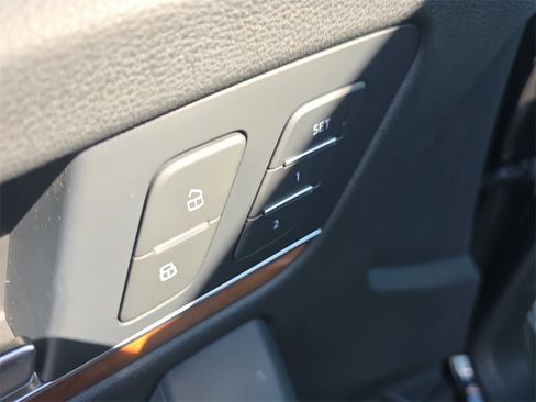 Used 2022 Audi Q5 2.0T Premium Plus w/ Premium Plus Package image 20