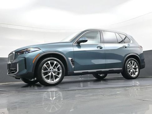 Used 2025 BMW X5 xDrive40i AWD/4WD image 39