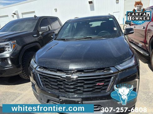 Used 2024 Chevrolet Traverse RS image 2