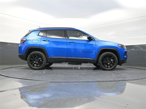 New 2026 Jeep Compass Latitude image 24