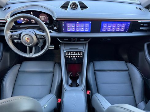 New 2025 Porsche Macan 4S Electric AWD/4WD image 14