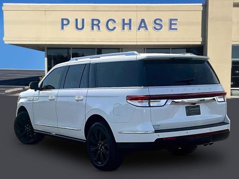 Used 2024 Lincoln Navigator L Reserve AWD/4WD image 4