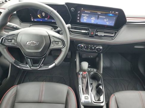 Certified 2024 Chevrolet TrailBlazer RS w/ Convenience Package FWD image 12
