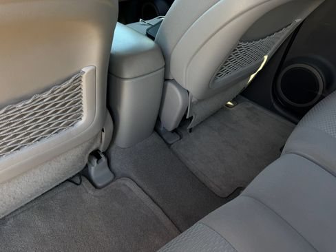 Used 2012 Toyota RAV4 FWD w/ Upgrade Value Pkg image 26
