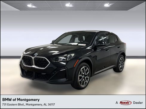 Used 2025 BMW X2 xDrive28i AWD/4WD image 1