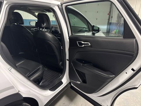 Used 2023 Kia Sportage EX image 48