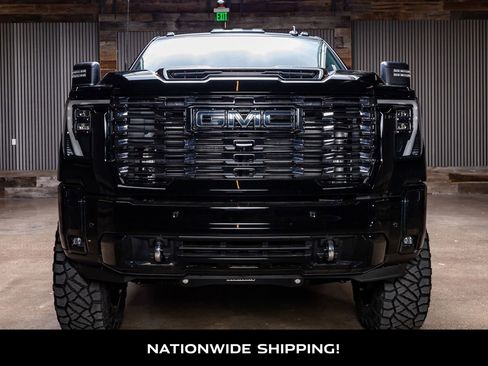 Used 2025 GMC Sierra 2500 Denali Ultimate image 4