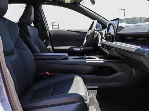 New 2026 Lexus ES 350e FWD image 17