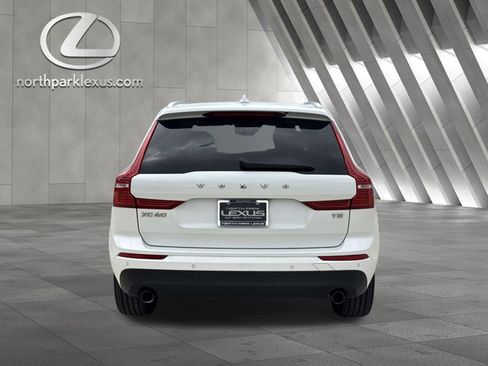 Used 2021 Volvo XC60 T5 Momentum w/ Protection Package FWD image 28