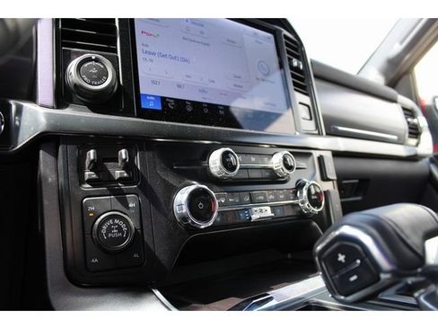 Used 2024 Ford F150 Platinum AWD/4WD image 30